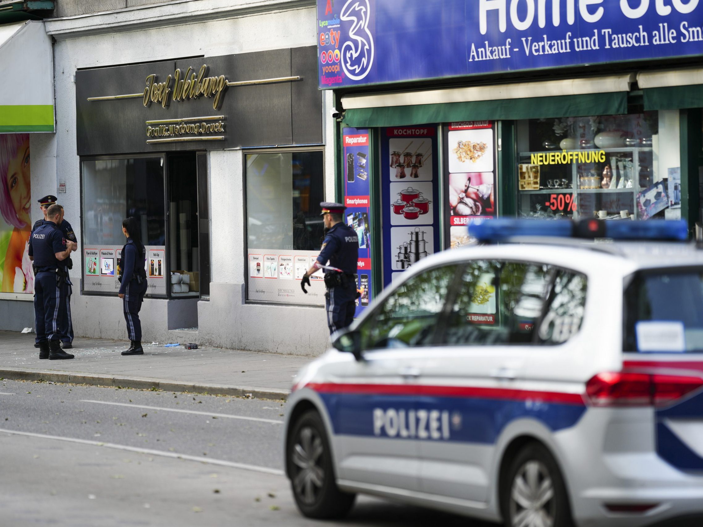 Nach einem Einsatz in Wien-Simmering muss sich ein Polizist vor Gericht verantworten. Nach einem Einsatz in Wien-Simmering muss sich ein Polizist vor Gericht verantworten.