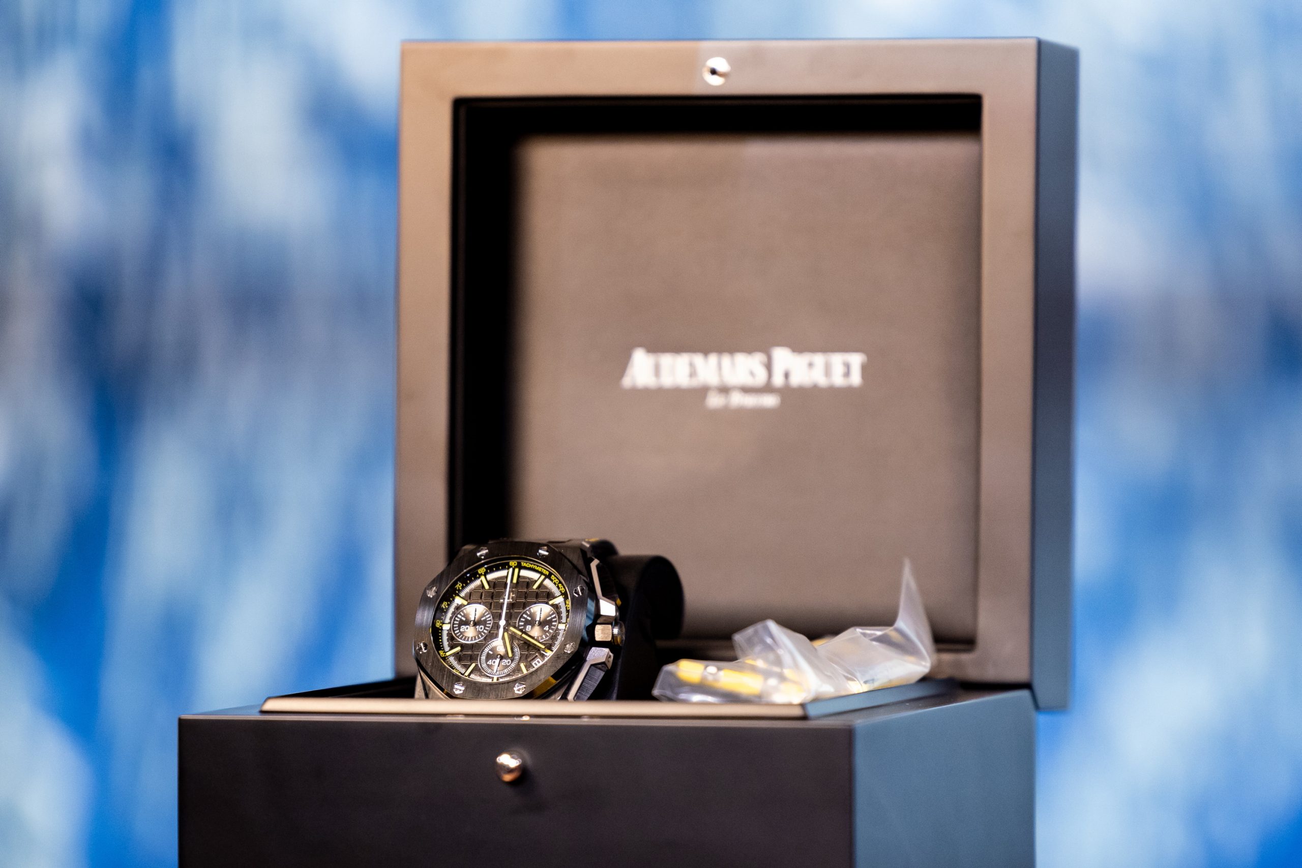 Auktionsobjekt: Audemars Piguet Arnold Classic Watch während eines Pressetermins "Special Dinner for Climate Action" im Rahmen des Ski Weltcup beim Stanglwirt in Kitzbühel. 