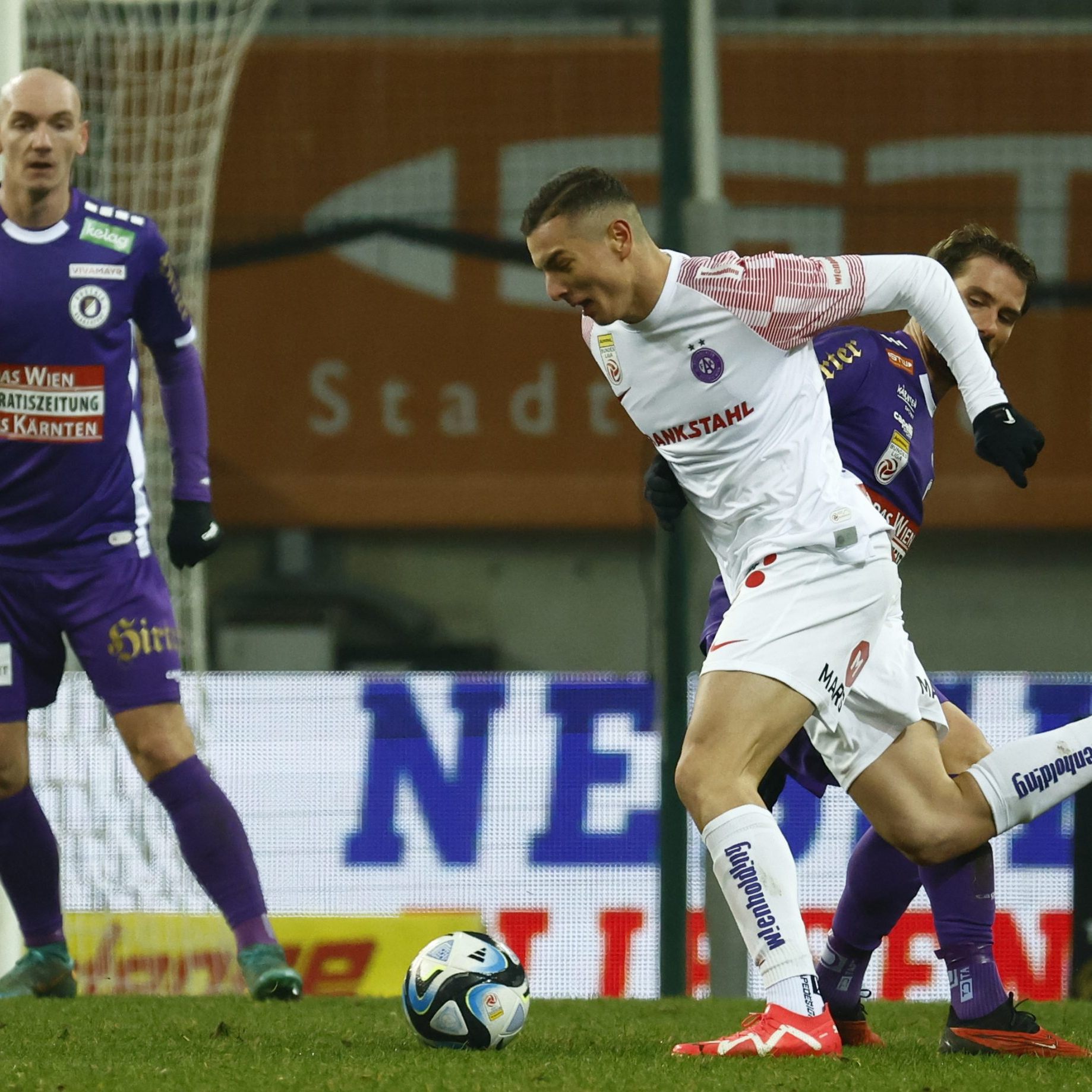 Laut Austria wurde bei Asllani ein Sehneneinriss diagnostiziert.