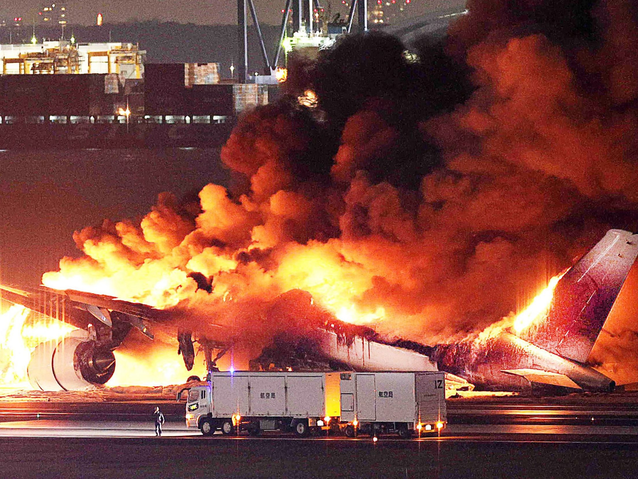 Japan-Airlines-Maschine stieß mit Flugzeug der Küstenwache zusammen.