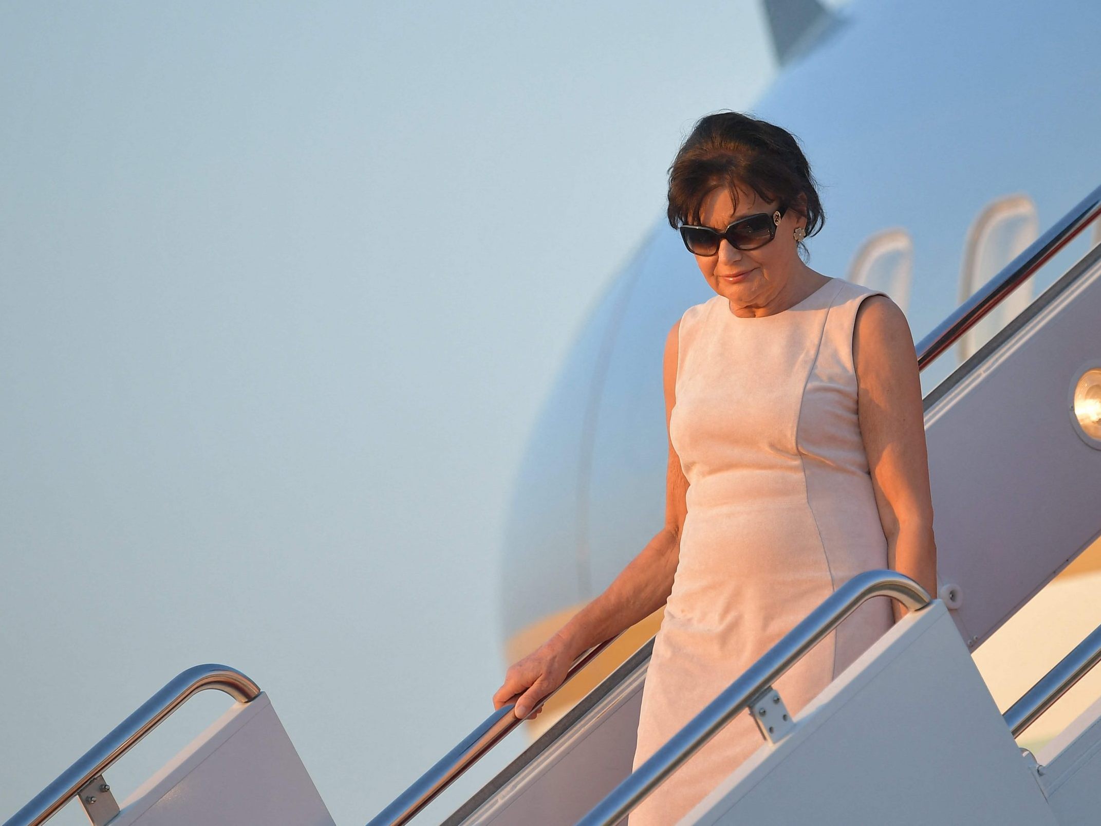 Die Mutter von Melania Trump ist gestorben. Die Mutter von Melania Trump ist gestorben.