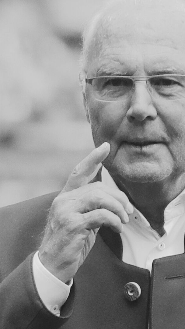 Franz Beckenbauer im Mai 2017 bei einem Spiel des FC Bayern in München.