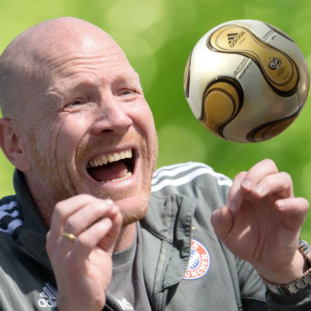 Matthias Sammer kritisiert in einem Interview den Umgang mit Franz Beckenbauer im Zusammenhang mit der Fußball-WM 2006.
