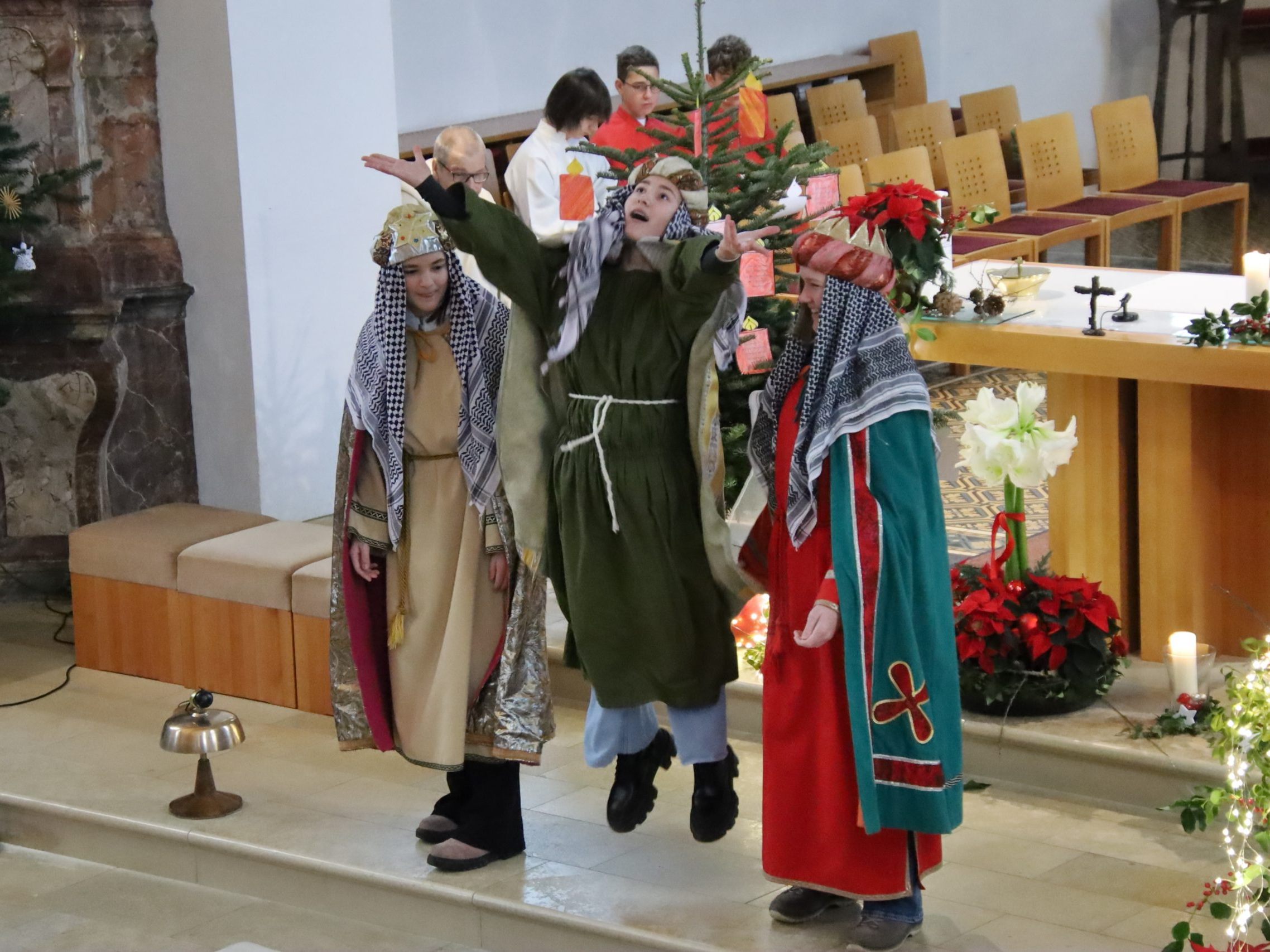 Die Hörbranzer Sternsinger sind am Jahresbeginn 2024 wieder unterwegs…