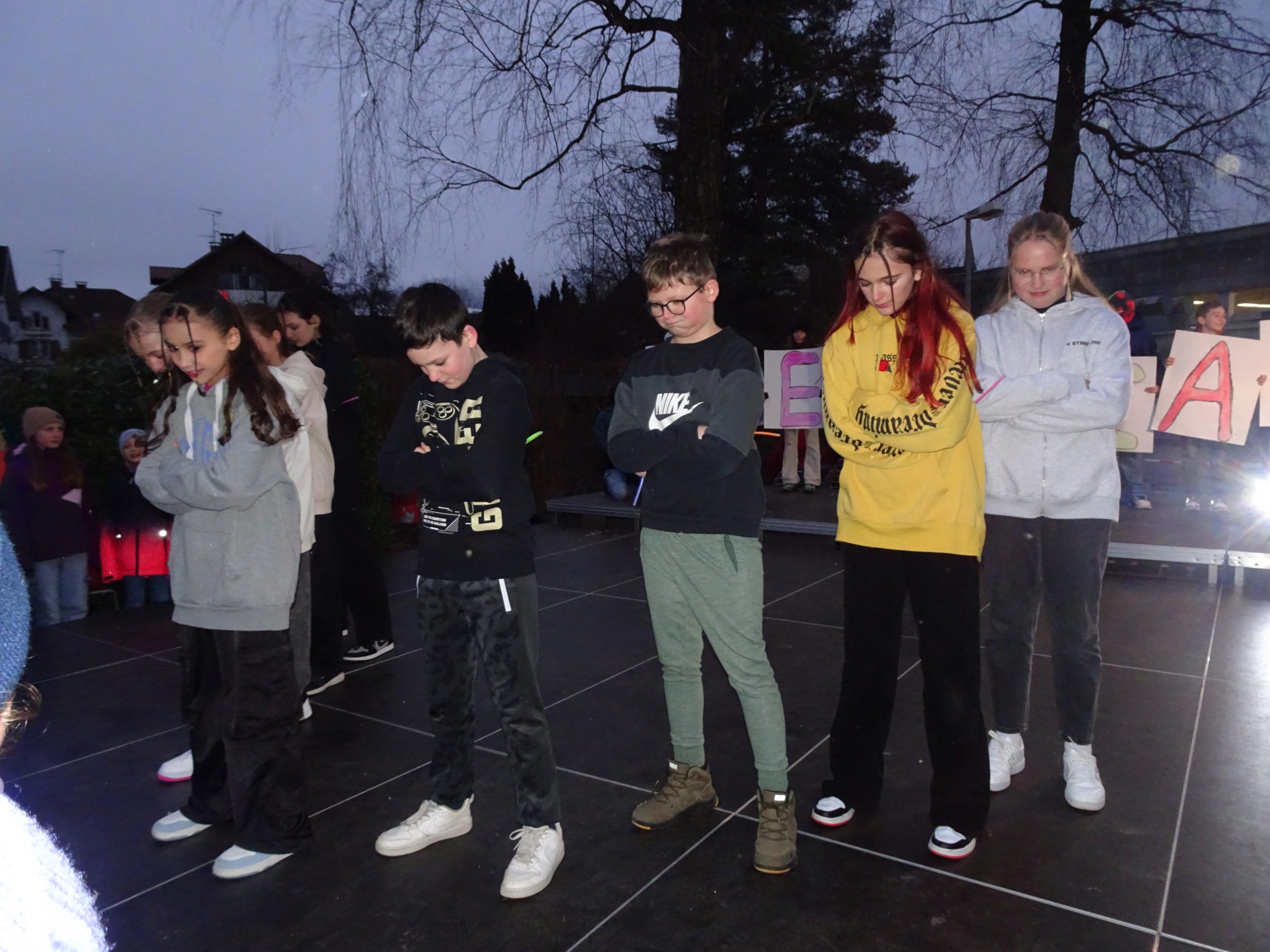 Alle Schulklassen präsentierten verschiedene Auftritte und sorgten für viel Applaus beim diesjährigen Schulfest der MS Baumgarten.