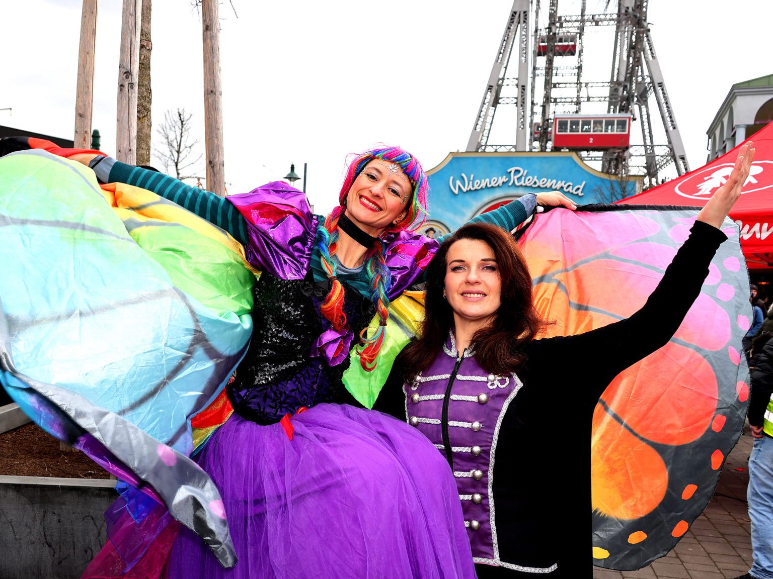 Der Fasching geht am Wiener Prater nicht einfach so vorüber.