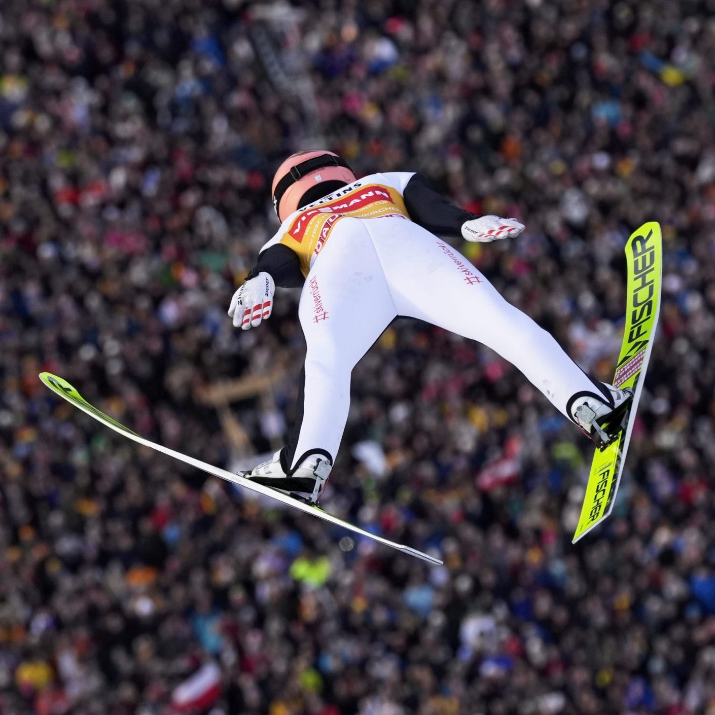 Stefan Kraft verlor als Sechster Punkte auf Ryoyu Kobayashi und Andreas Wellinger.