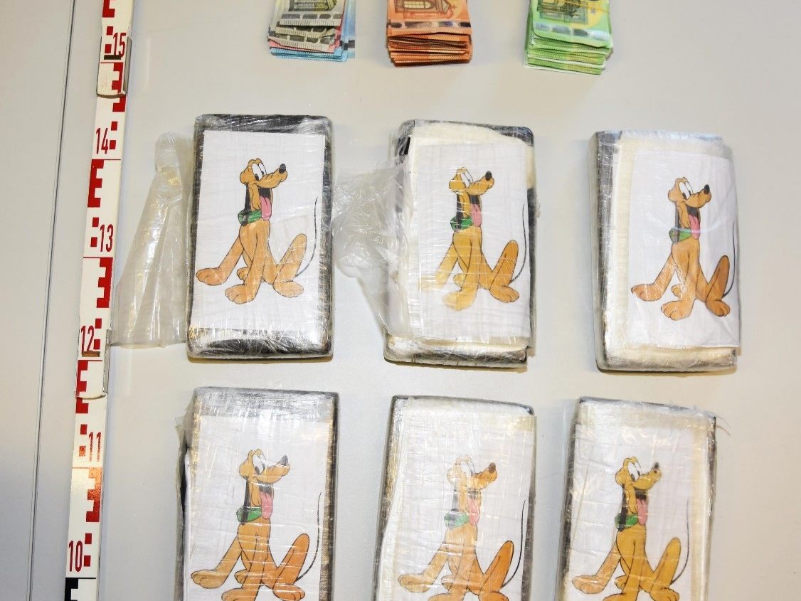Ermittlungserfolg des Landeskriminalamtes Wien. Ermittlungserfolg des Landeskriminalamtes Wien.