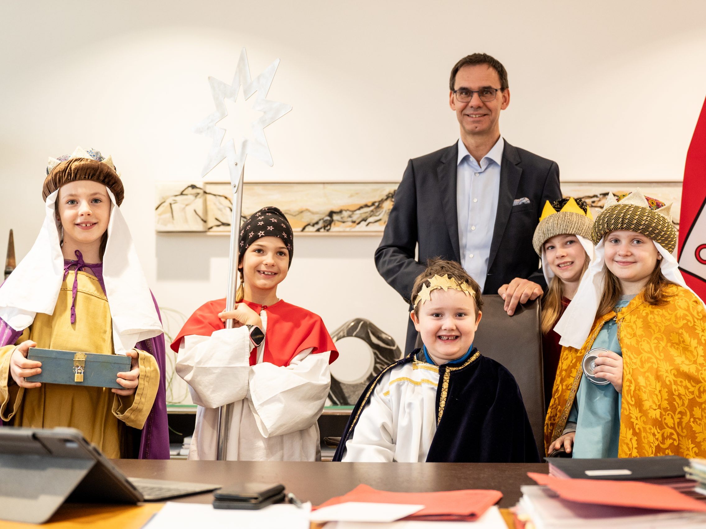 Hohenemser Sternsinger zu Besuch bei Landeshauptmann Markus Wallner