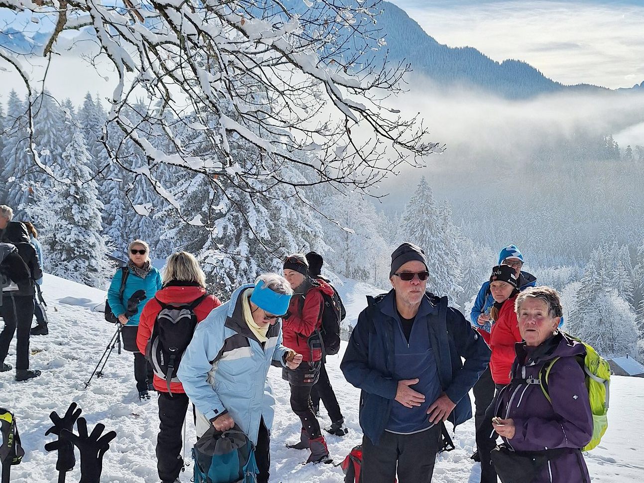 Bei Traumwetter starteten wir mit unseren Wanderfreunden von VORARLBERG 50plus in die Wandersaison Bei Traumwetter starteten wir mit unseren Wanderfreunden von VORARLBERG 50plus in die Wandersaison