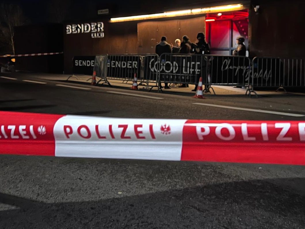 Nach der Schießerei in der Nacht auf Sonntag gibt die Polizei neue Details bekannt. Nach der Schießerei in der Nacht auf Sonntag gibt die Polizei neue Details bekannt.