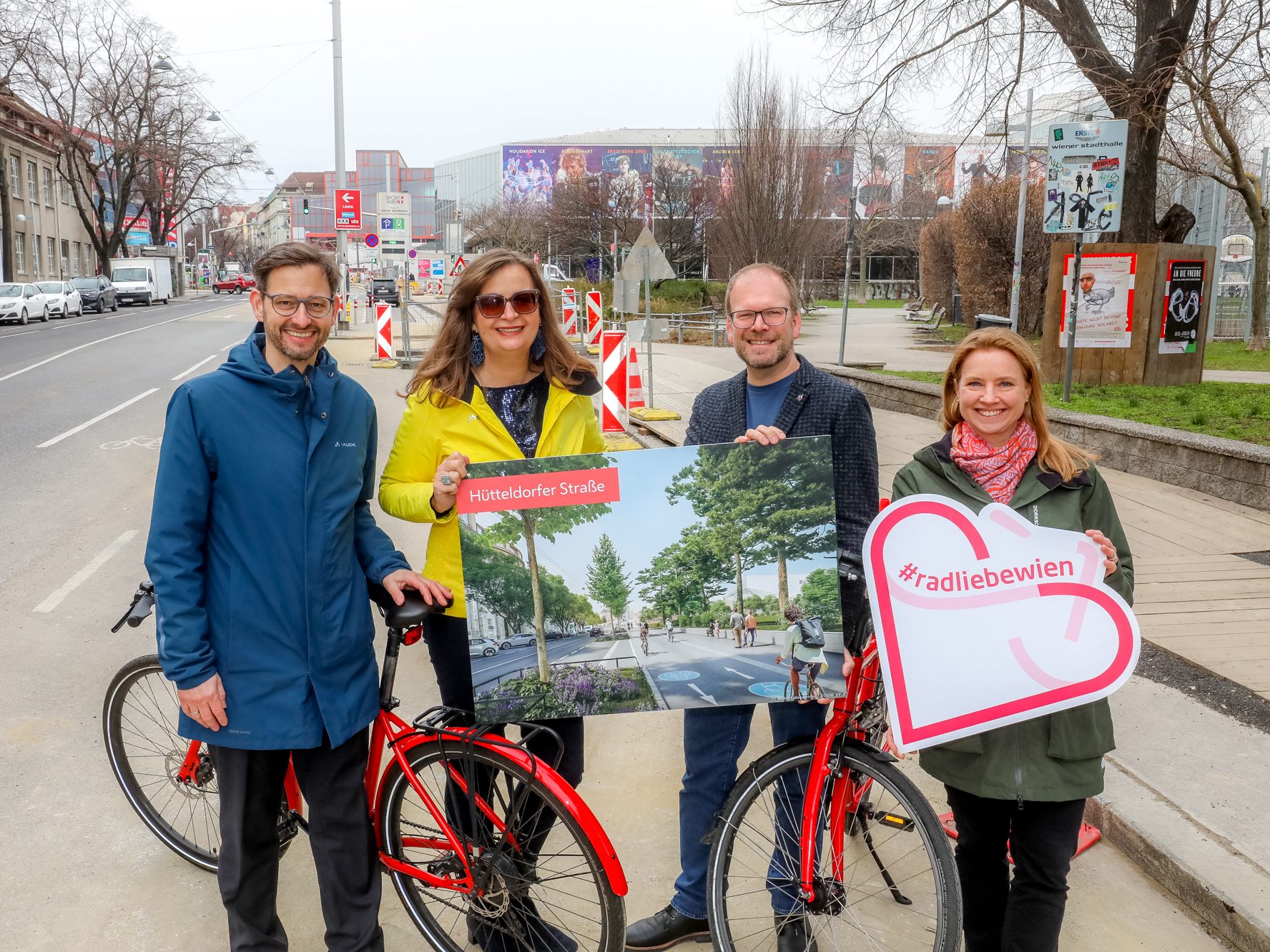 Sima, Baurecht und Pipal-Leixner mit der neuen Radverbindung für die Hütteldorfer Straße. Sima, Baurecht und Pipal-Leixner mit der neuen Radverbindung für die Hütteldorfer Straße.