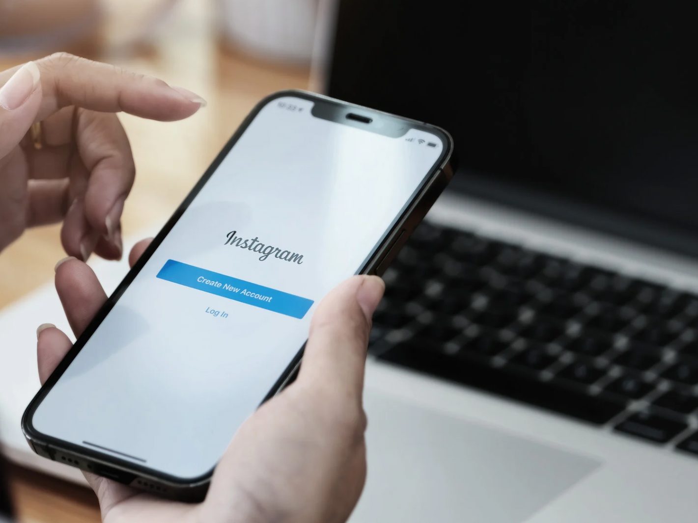 Instagram arbeitet an einer Funktion, die eine Karte einführt, auf der die Standorte der Nutzer angezeigt werden. Instagram arbeitet an einer Funktion, die eine Karte einführt, auf der die Standorte der Nutzer angezeigt werden.