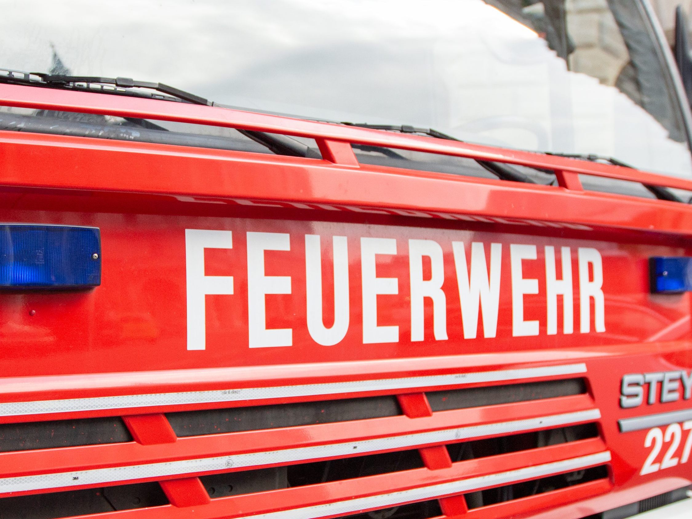Großer Einsatz der Feuerwehr wegen eines Schwelbrands in Lüftung eines Wiener Lokals.