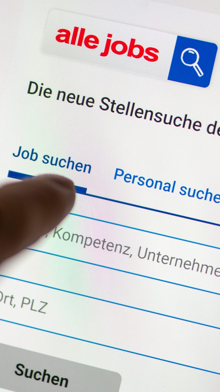 Die Zahl der offenen Stellen ist 2023 gesunken.