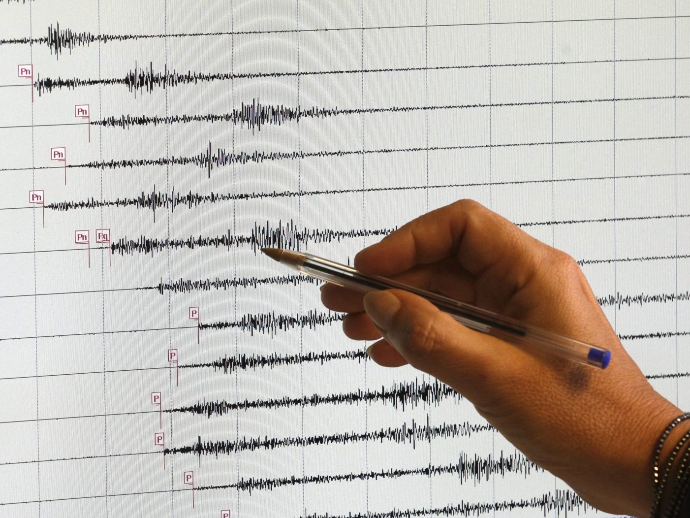 Im Raum Gloggnitz in NÖ bebte in der Nacht die Erde.