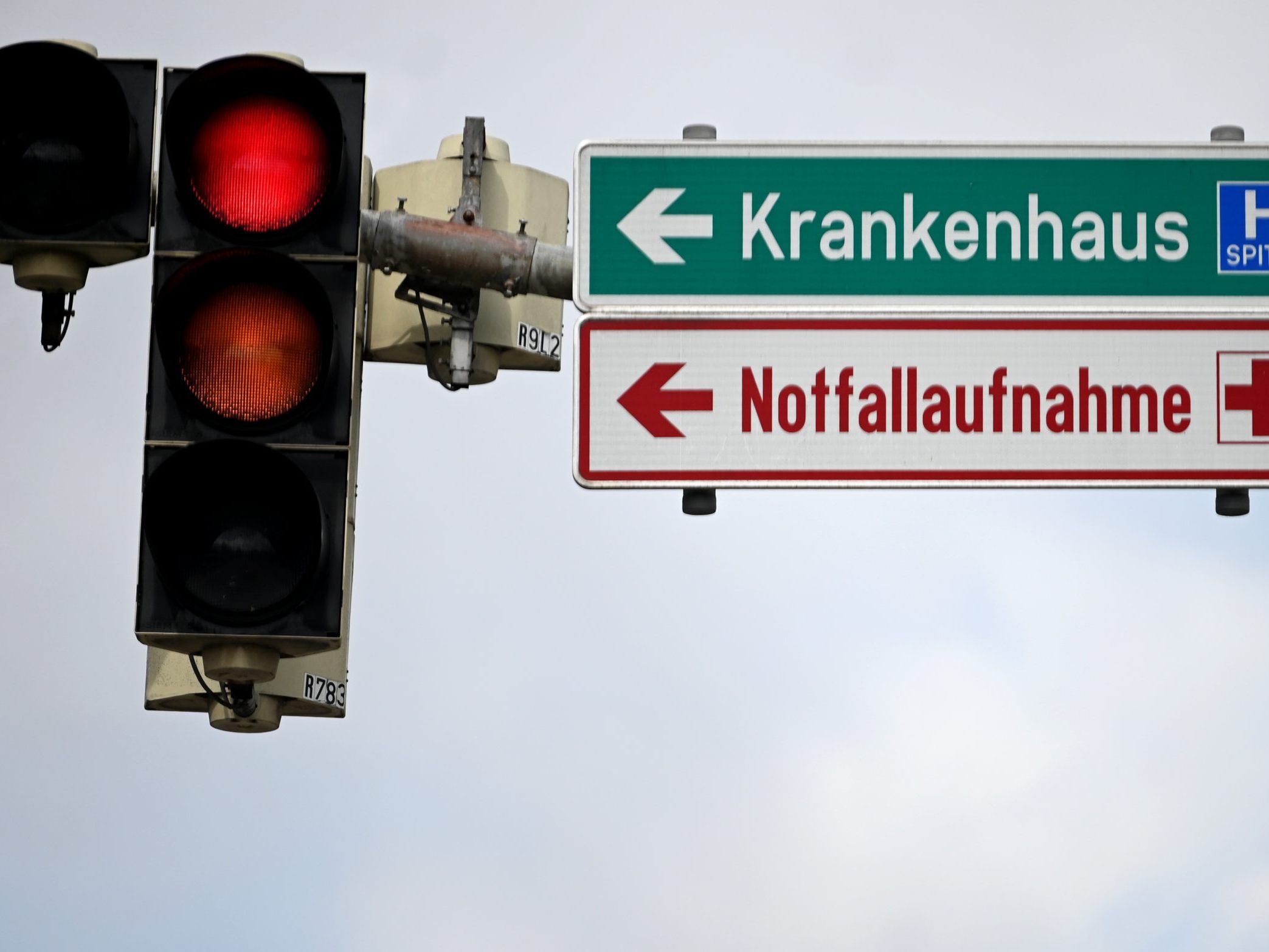 Am Donnerstag kam es zu einem Verkehrsunfall in Wien-Ottakring. Am Donnerstag kam es zu einem Verkehrsunfall in Wien-Ottakring.