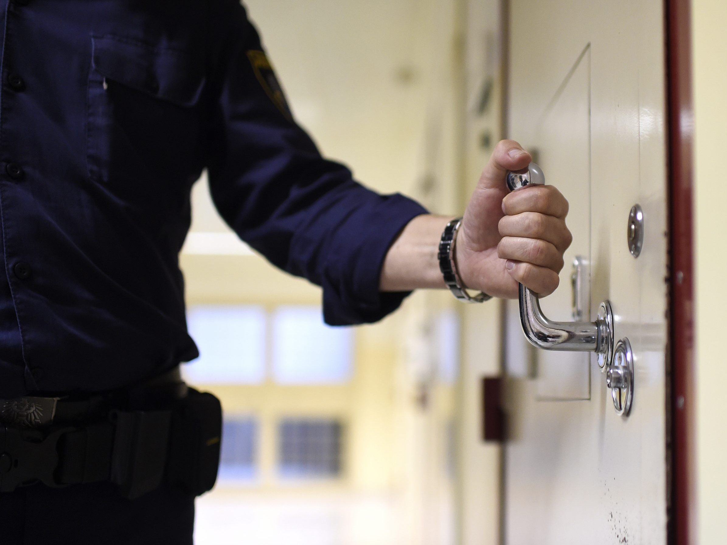 Die U-Haft über die mordverdächtige Eltern wurde verlängert. Die U-Haft über die mordverdächtige Eltern wurde verlängert.