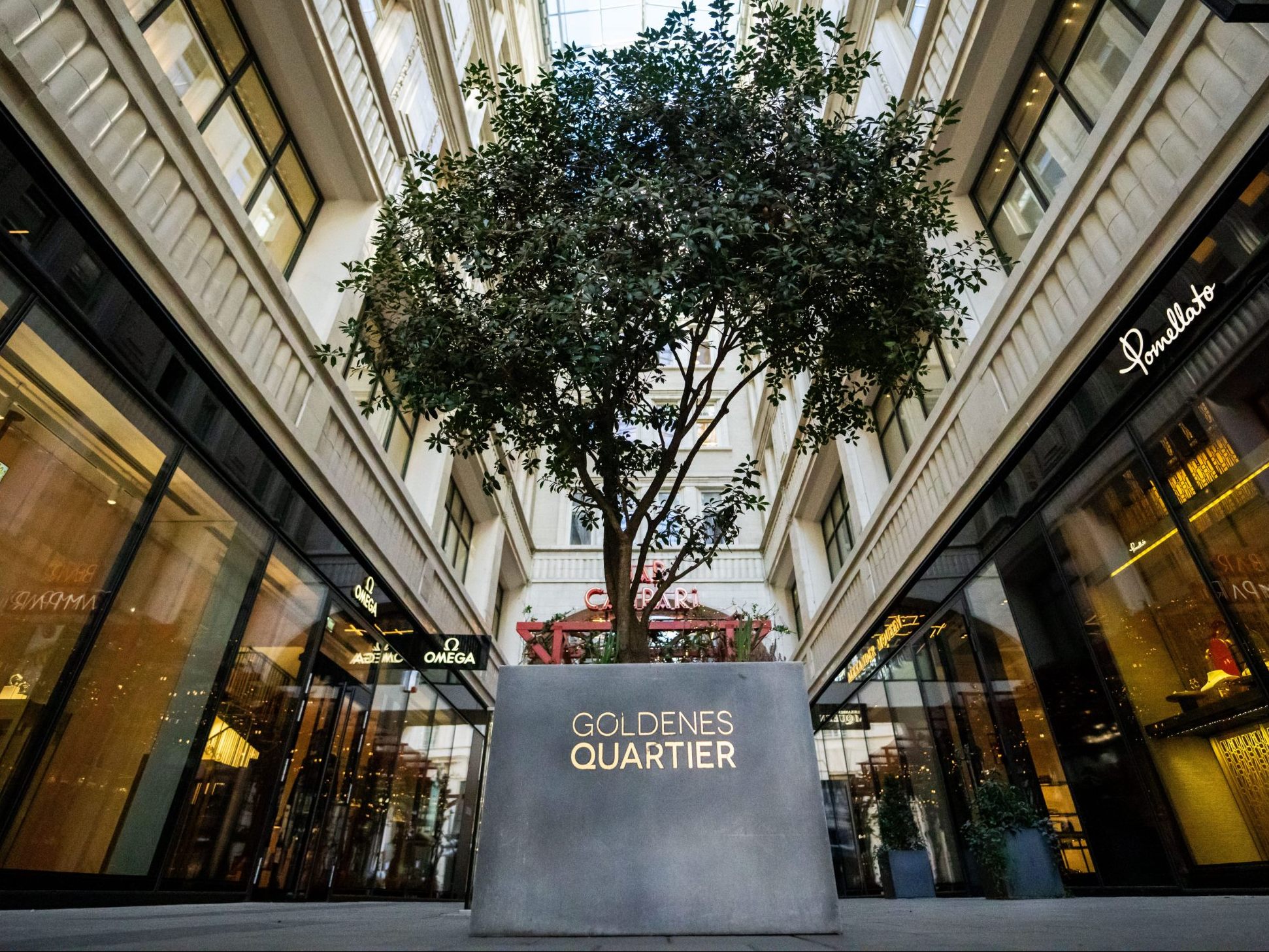 Die nun angekündigte Verkauf der Anteile ist ein weiteres Ereignis in einer abwechslungsreichen - und langen - Geschichte.