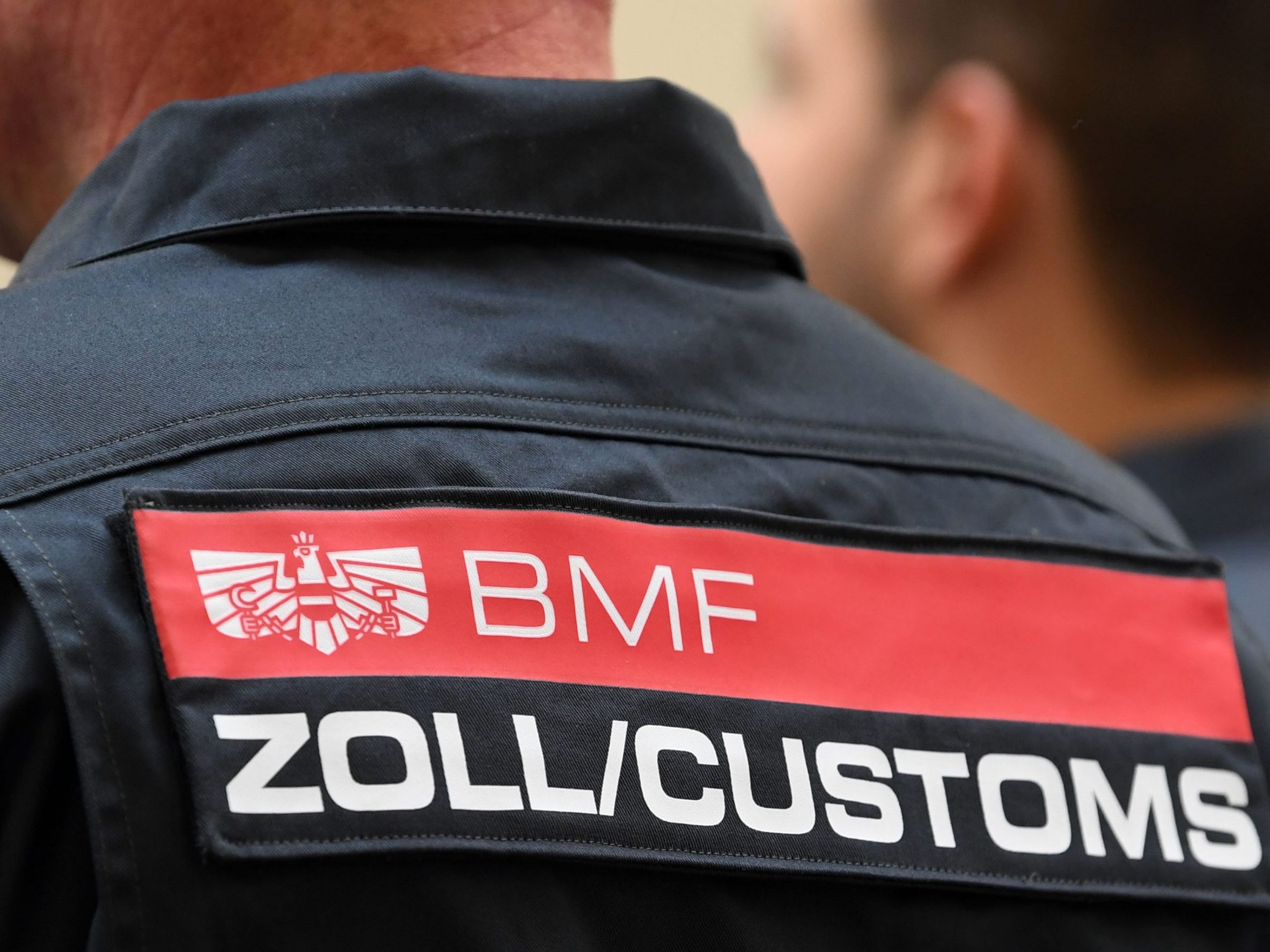 Der Zoll kämpft in einer globalen Allianz gegen illegalen Abfalltransport. Der Zoll kämpft in einer globalen Allianz gegen illegalen Abfalltransport.