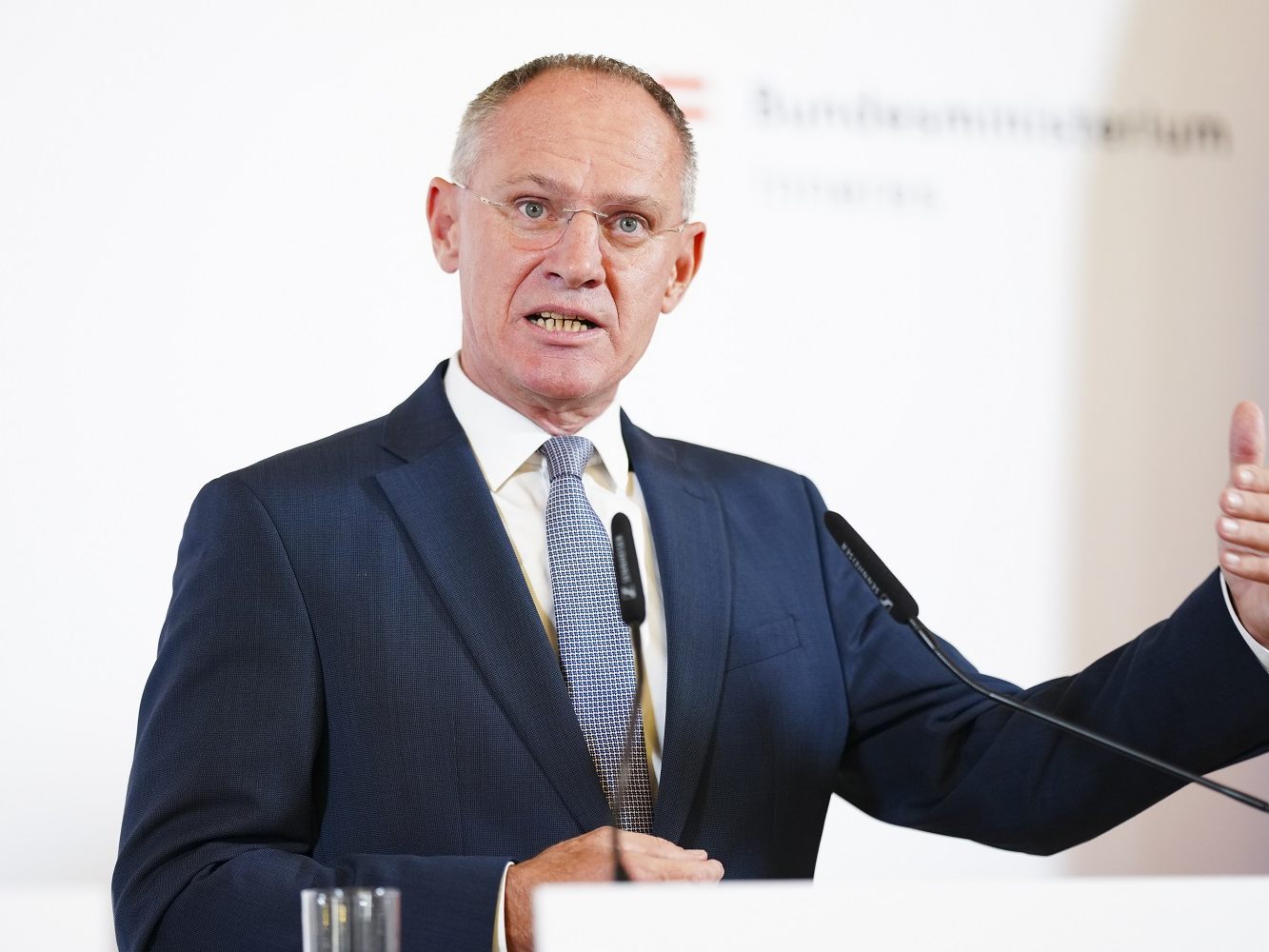 Sicherheitszentrum in Wien-Meidling: Karner-Dank an Verteidigungsministerium.