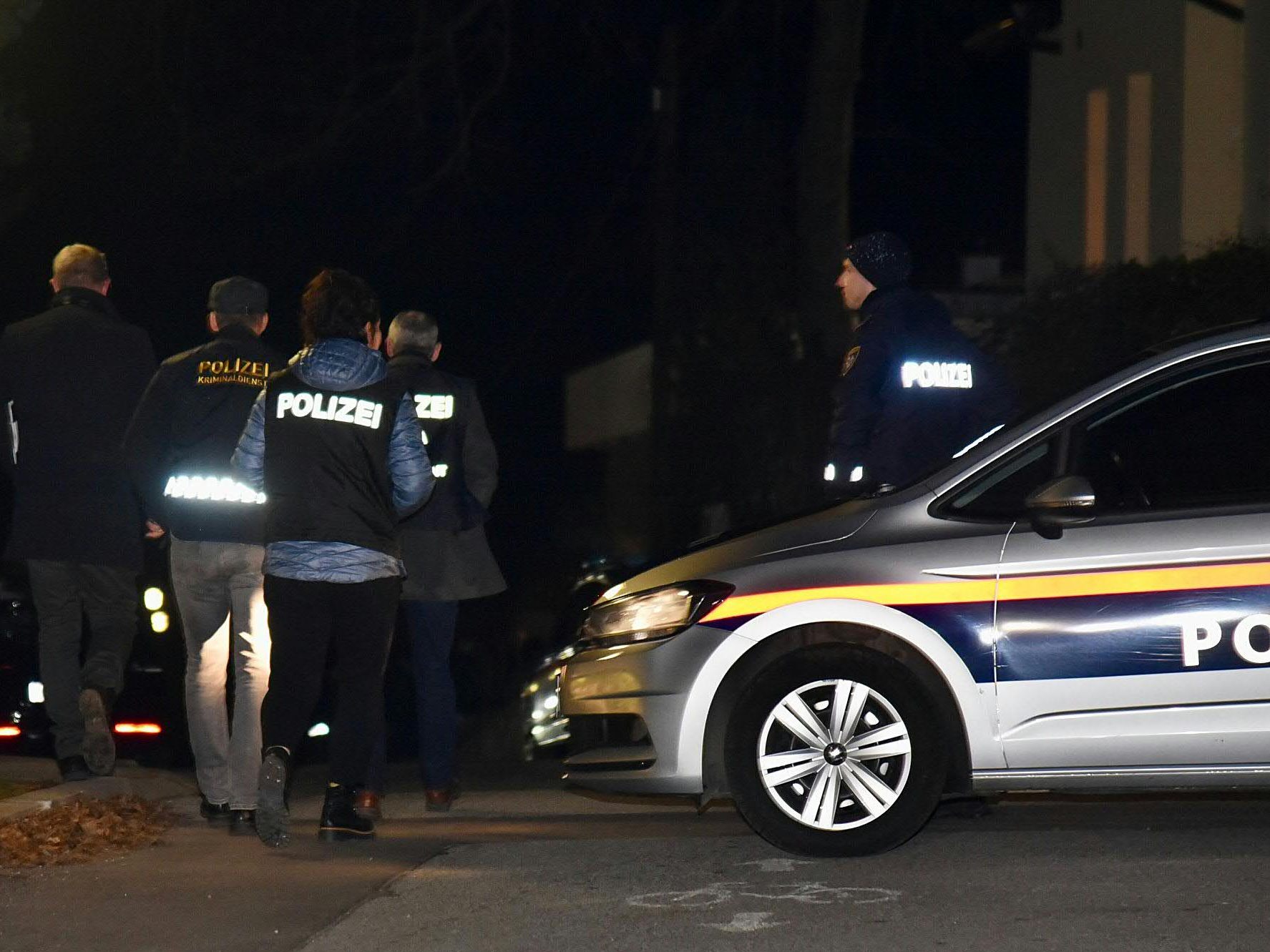 Anfang Jänner wurde ein Mann mit einer Machete von der Polizei erschossen. Anfang Jänner wurde ein Mann mit einer Machete von der Polizei erschossen.
