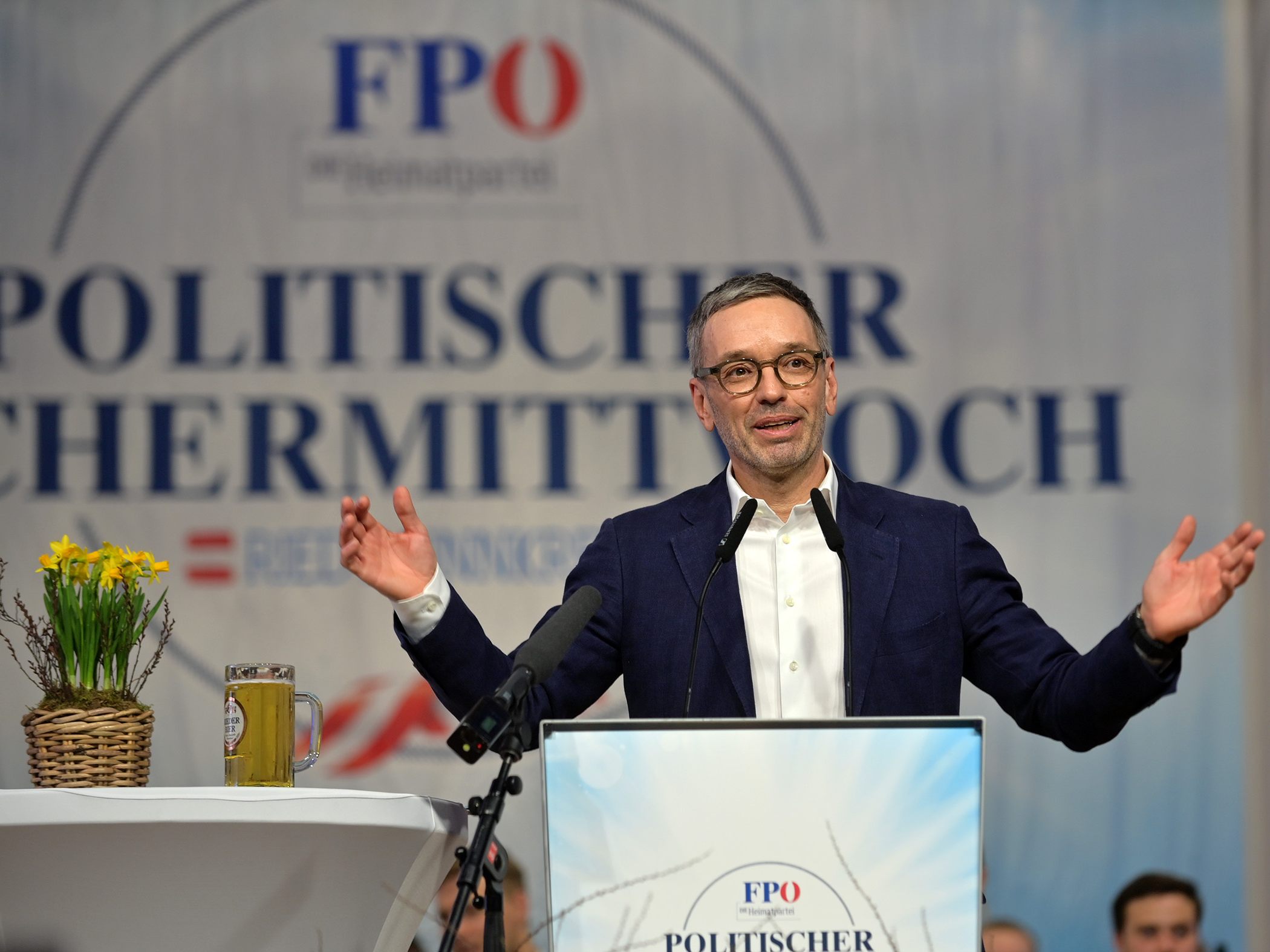 Kickl wird am Aschermittwoch wieder in Ried sein. Kickl wird am Aschermittwoch wieder in Ried sein.