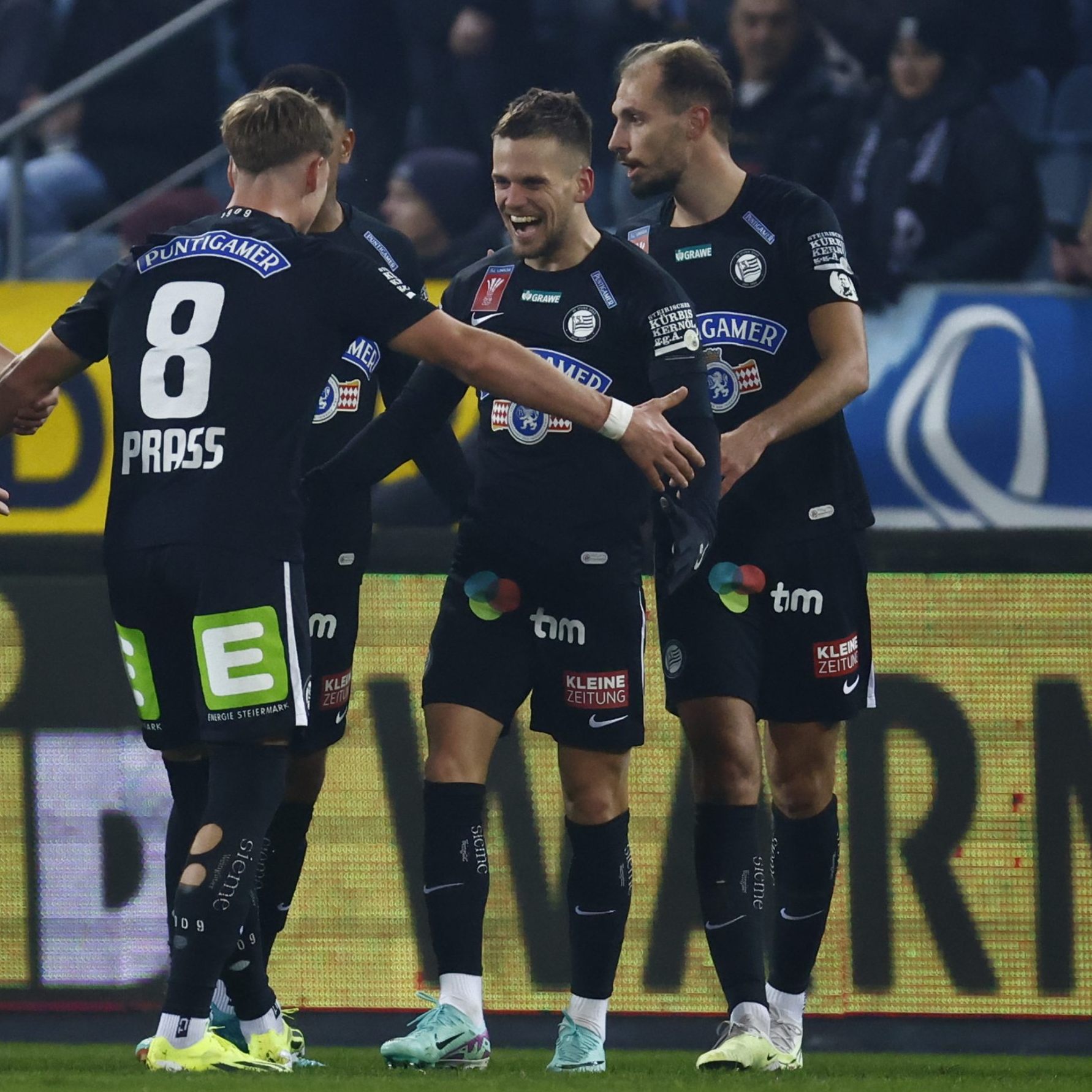 Sturm Graz besiegte die Wiener Austria 2:0.