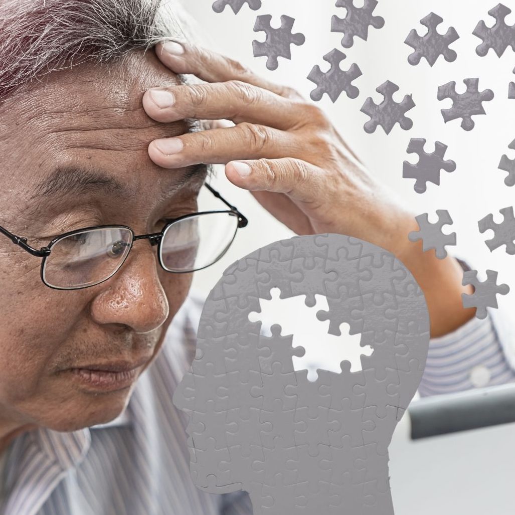 Eine neue Studie offenbart, dass Demenz durch Bluttests bis zu 15 Jahre vor der klinischen Diagnose erkannt werden kann, was die Tür zu früherer Behandlung und Medikamentenentwicklung öffnet.