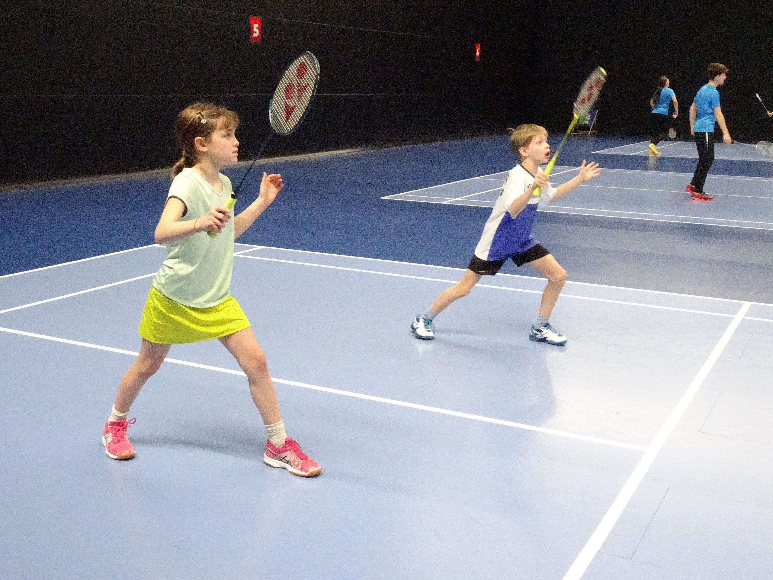 Die jungen Nachwuchs-Badminton-Talente zeigten bei den Schulolympics ihr Können und waren mit viel Herzblut dabei. Die jungen Nachwuchs-Badminton-Talente zeigten bei den Schulolympics ihr Können und waren mit viel Herzblut dabei.