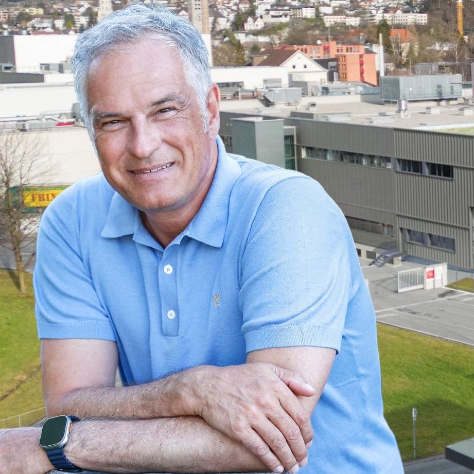 Mario Leiter sieht sich mit anonymer Kritik konfrontiert.