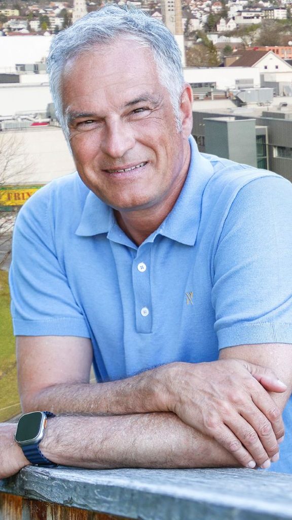 Mario Leiter sieht sich mit anonymer Kritik konfrontiert.