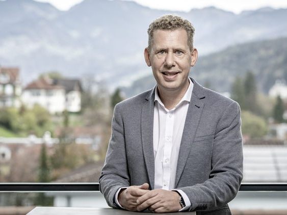 AK Präsident Bernhard Heinzle: „Das Wohl der arbeitenden Menschen muss unser aller gemeinsames Interesse sein.“