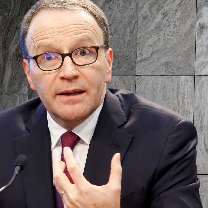 Angesichts steigender Kosten für Kakao und Robusta-Kaffee behält sich der Schweizer Lebensmittelkonzern Nestlé die Möglichkeit weiterer Preiserhöhungen vor.