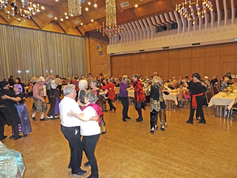 Stimmungsvolle Faschingsfeier des PVÖ Nüziders Stimmungsvolle Faschingsfeier des PVÖ Nüziders