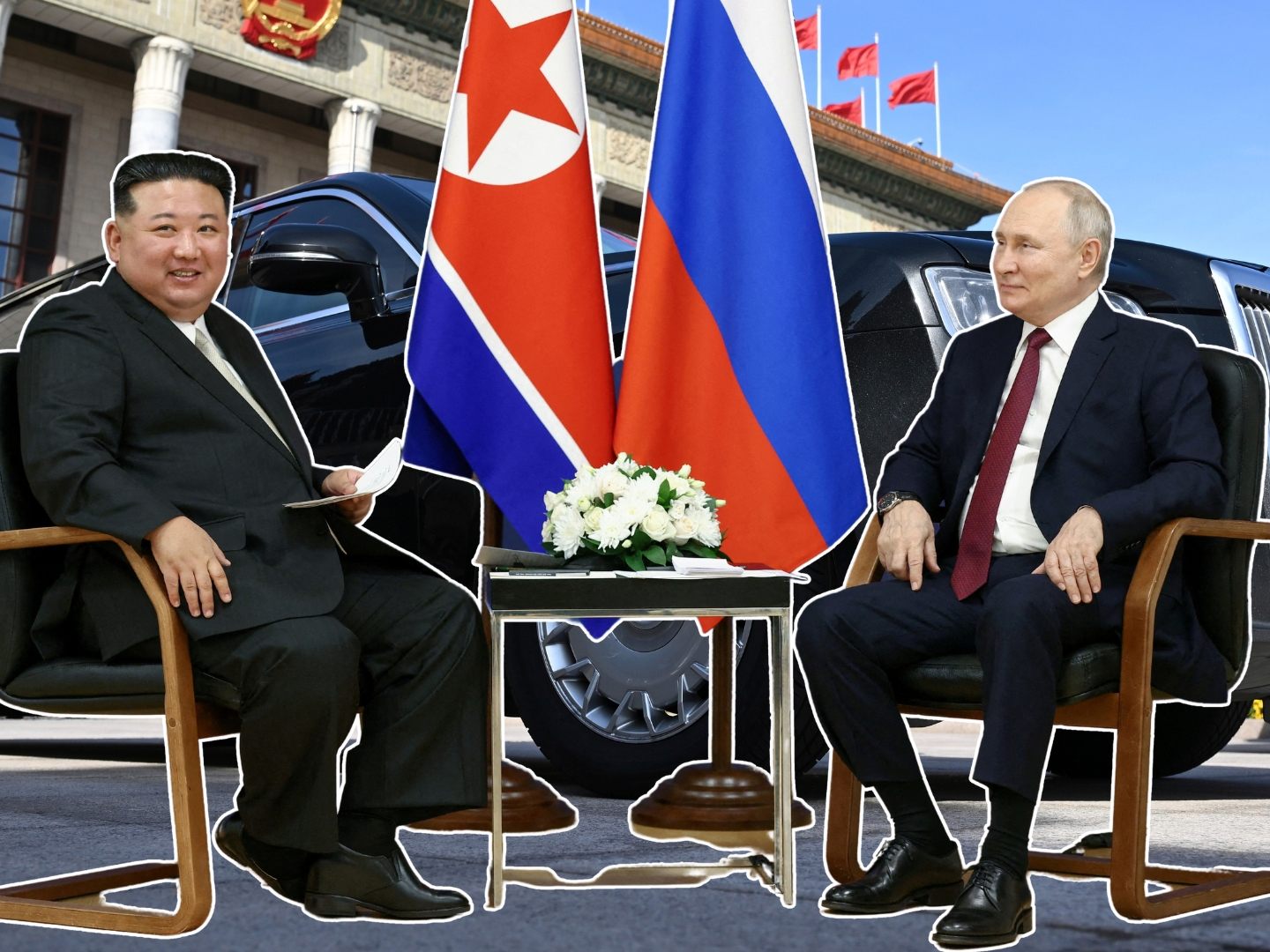 Das Auto (im Hintergrund Putins Staatskarosse - ein Aurus Senat) wurde bereits am 18. Februar übergeben.