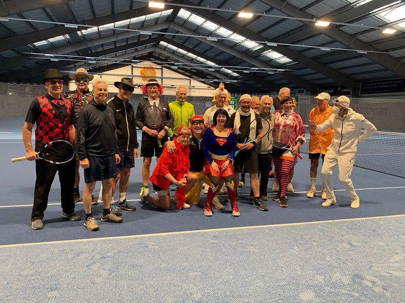 PVÖ-Faschingsspaß auf dem Tennisplatz