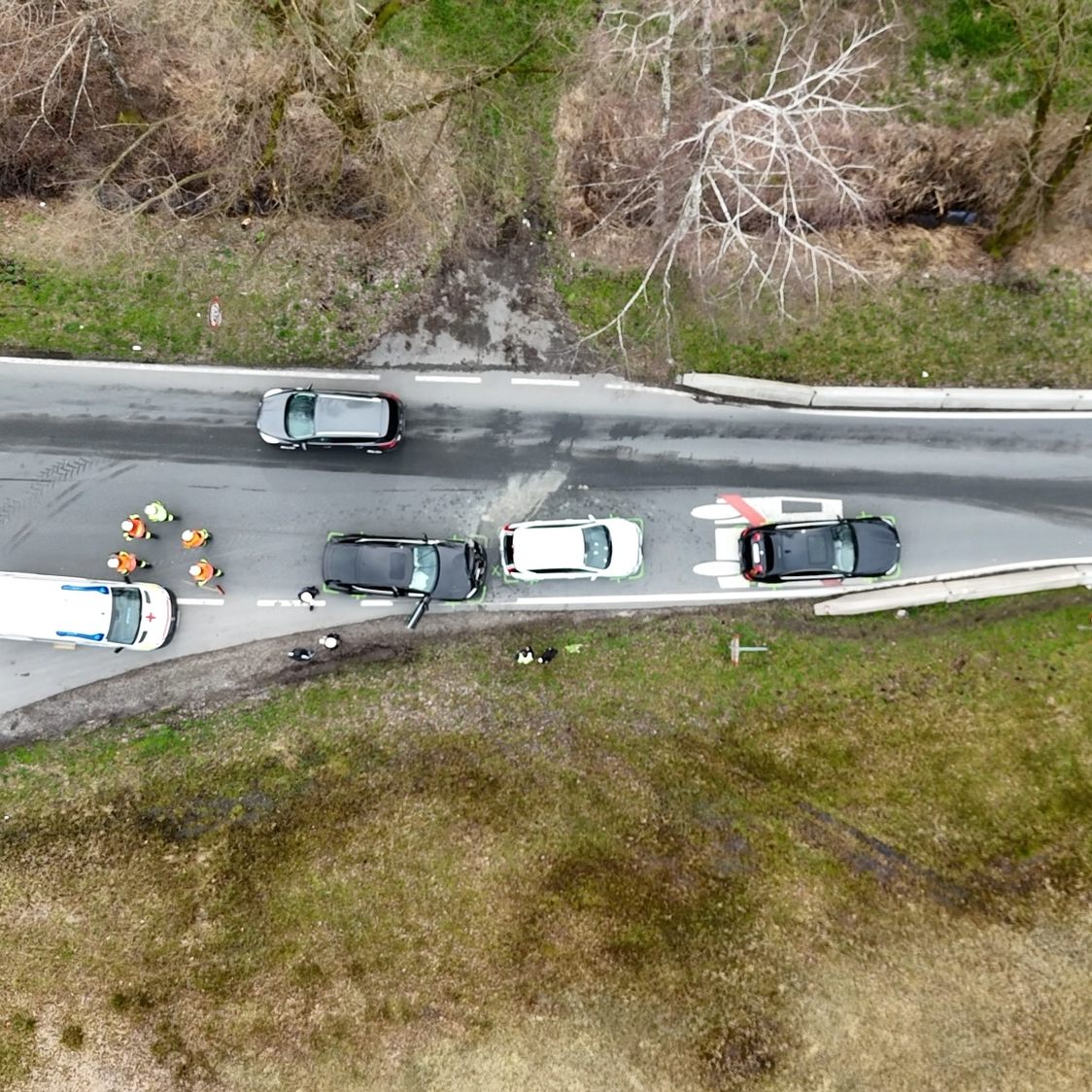 Drei Fahrzeuge in Unfall involviert