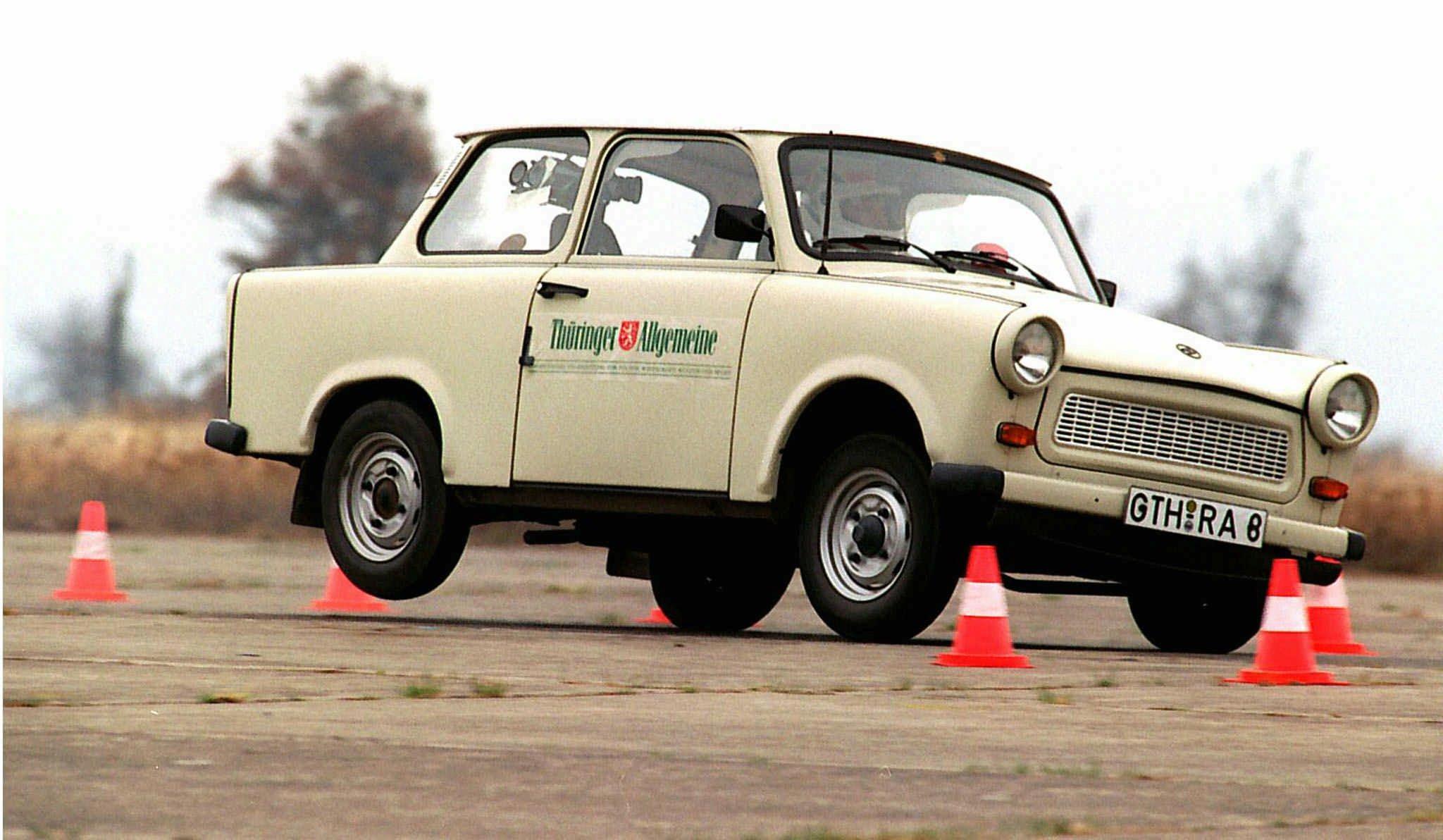 Trabant 601 - . Er löste die Vorgängermodelle Trabant 500 (P 50) und 600 (P 60) ab. Trabant 601 - . Er löste die Vorgängermodelle Trabant 500 (P 50) und 600 (P 60) ab.