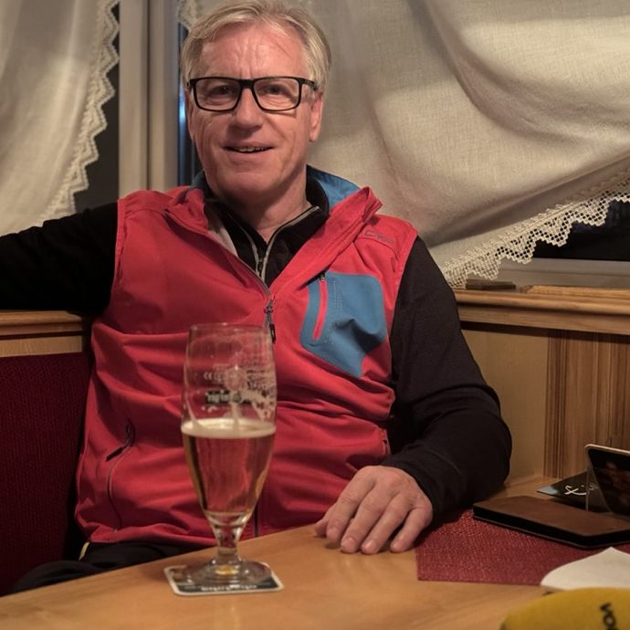 Reini aus Schruns findet es nicht sinnvoll, in WIndkraft zu investieren.