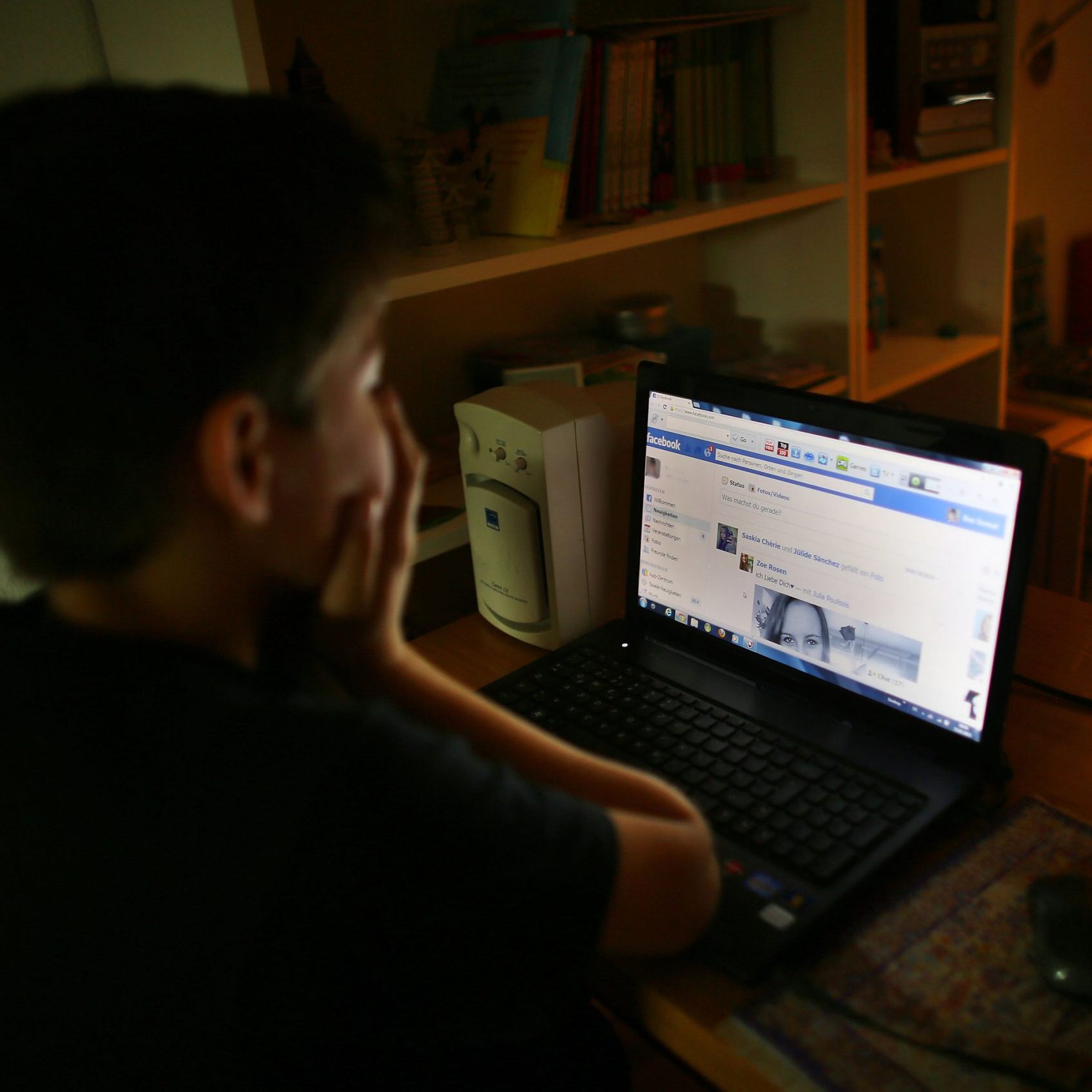 Rund eins von sechs Kindern wird Opfer von Cybermobbing.