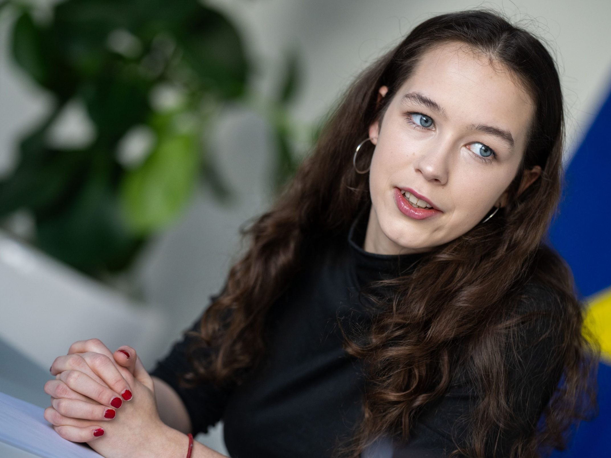 Der Auftritt von Lena Schilling an einer Schule sorgt für Aufregung.
