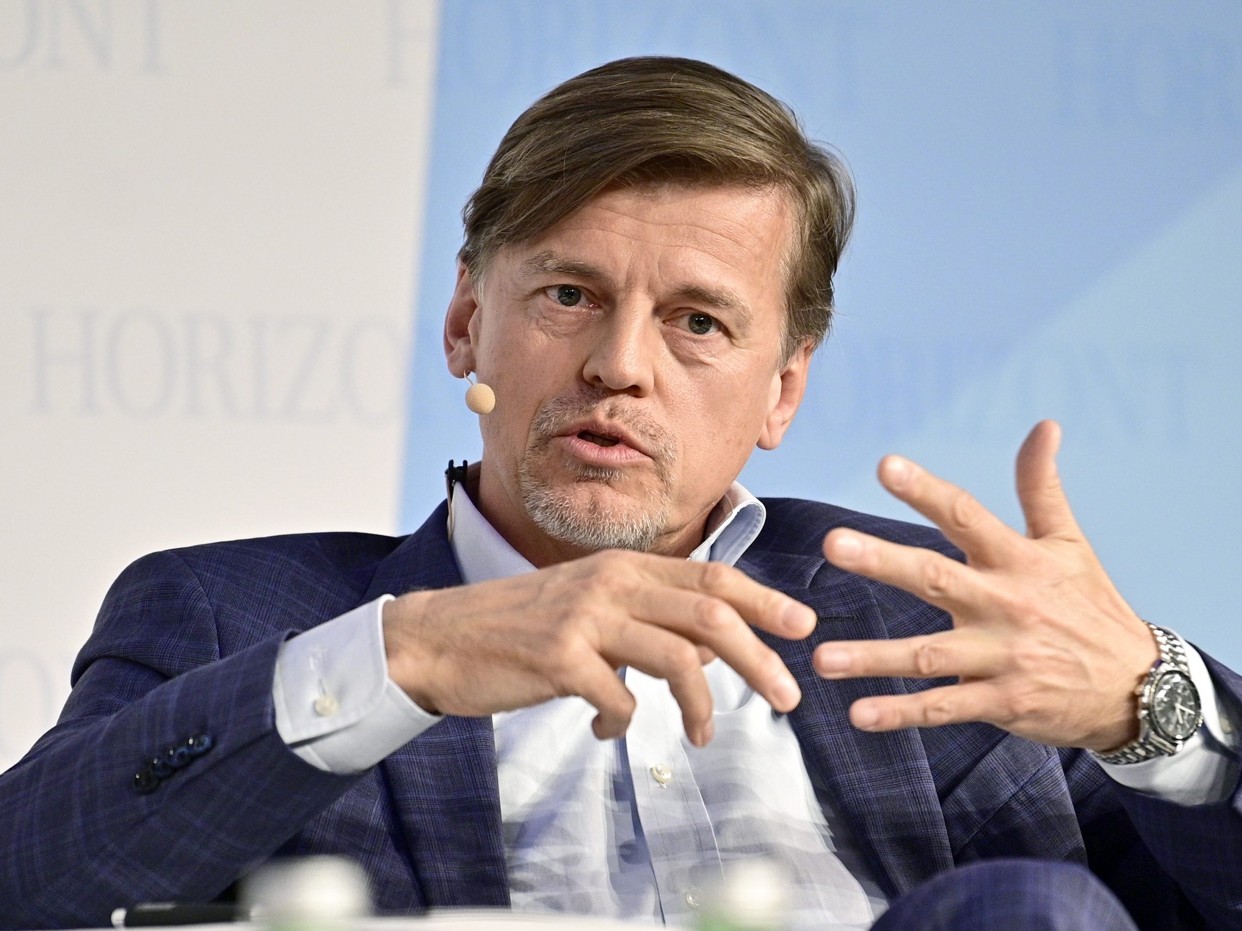 Veit Dengler bewirbt sich um einen pinken Listenplatz.