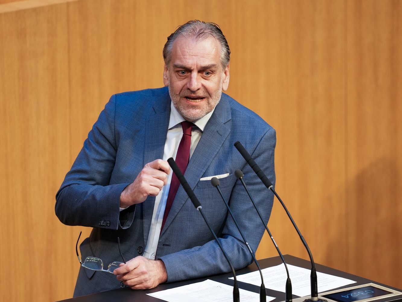 Bisher war von einer neuerlichen Kandidatur von Kollross ausgegangen worden.