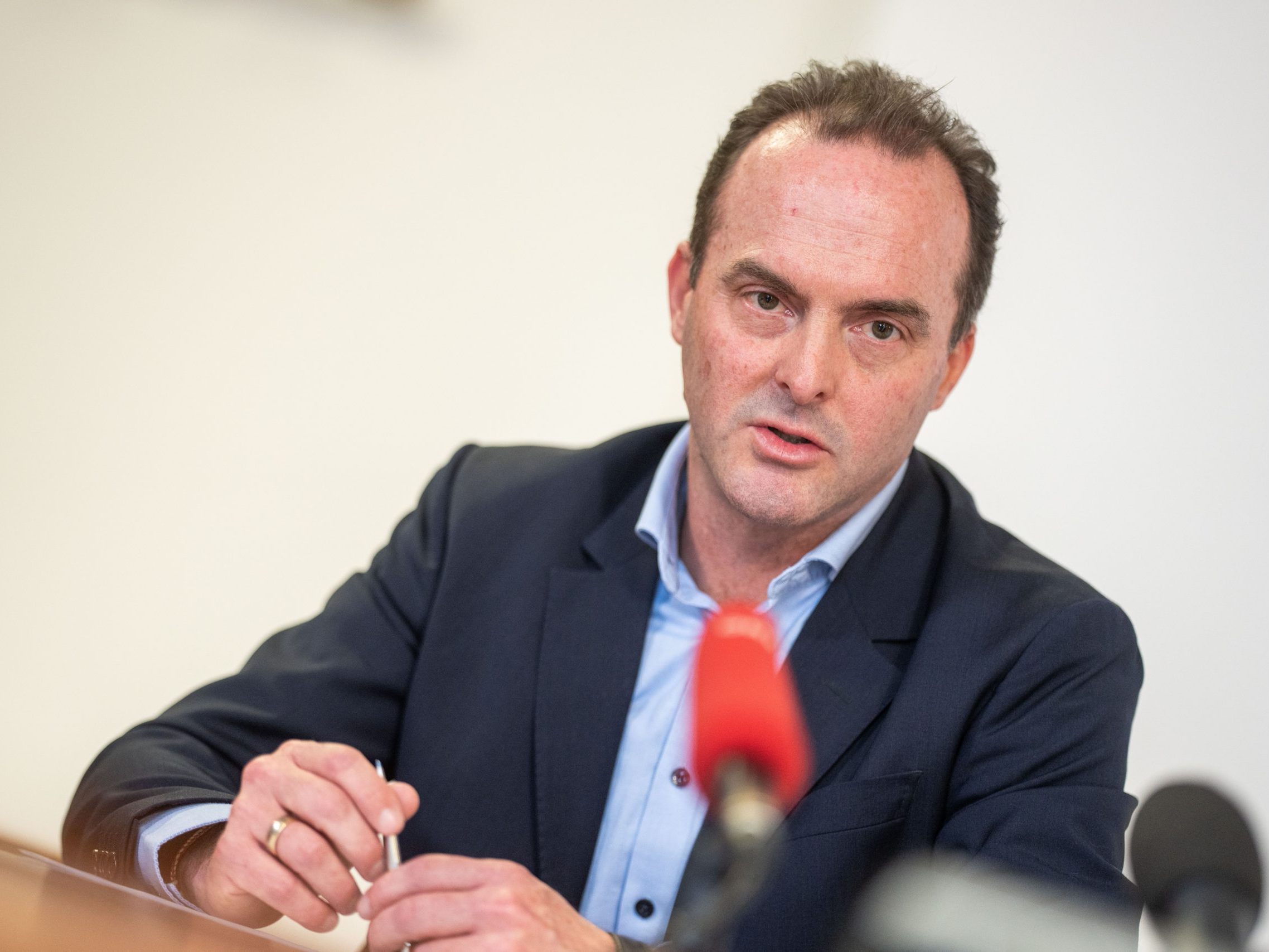 Containerspital als Ersatz für AUVA-Traumazentrum Wien-Brigittenau. Im Bild: AUVA-Generaldirektor Bernart. Containerspital als Ersatz für AUVA-Traumazentrum Wien-Brigittenau. Im Bild: AUVA-Generaldirektor Bernart.