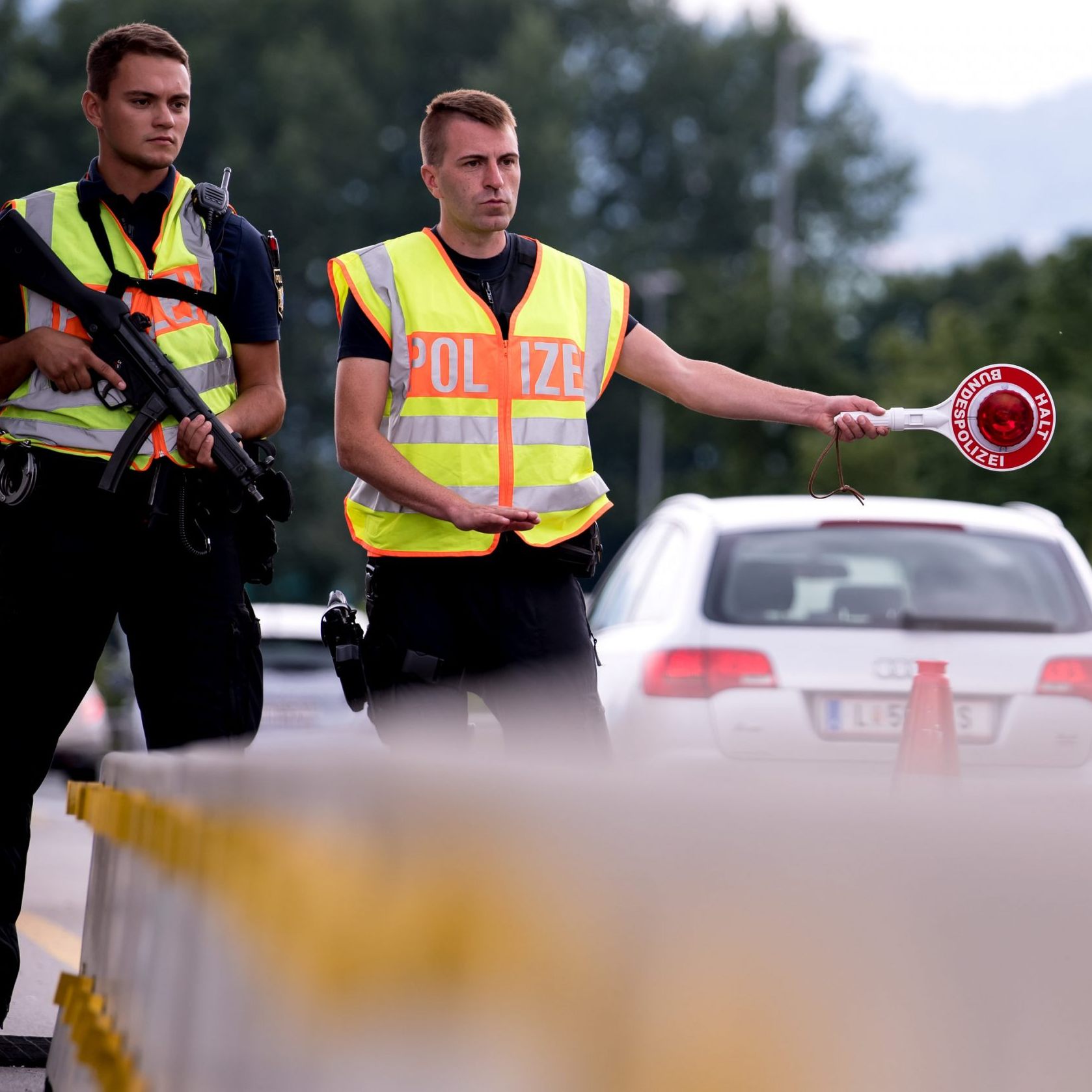 Während der Fußball-EM führt Deutschland, wie auch bei der WM 2006, Grenzkontrollen durch.