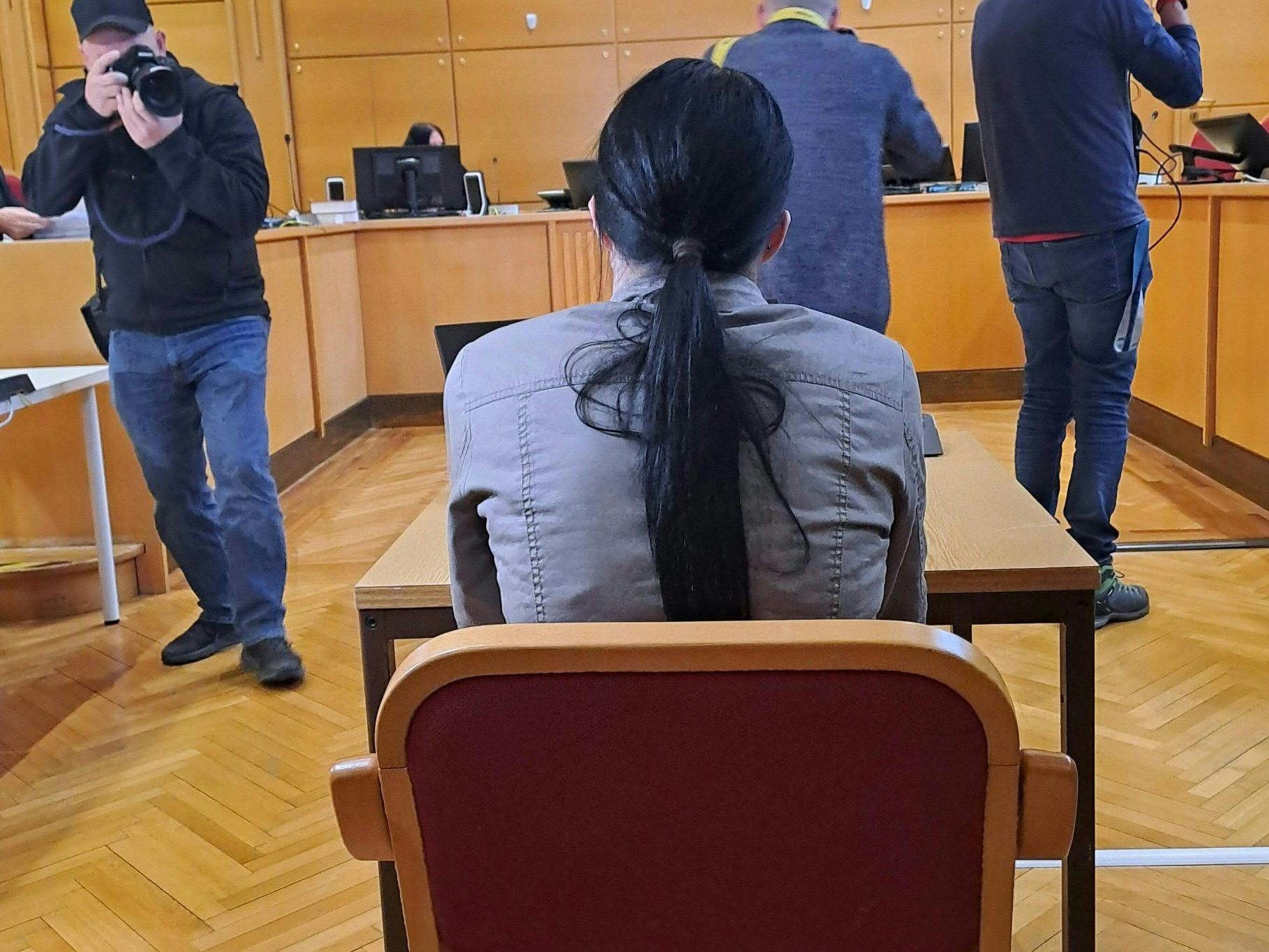 OÖ: Teilbedingte Haft für Hundezüchterin. OÖ: Teilbedingte Haft für Hundezüchterin.