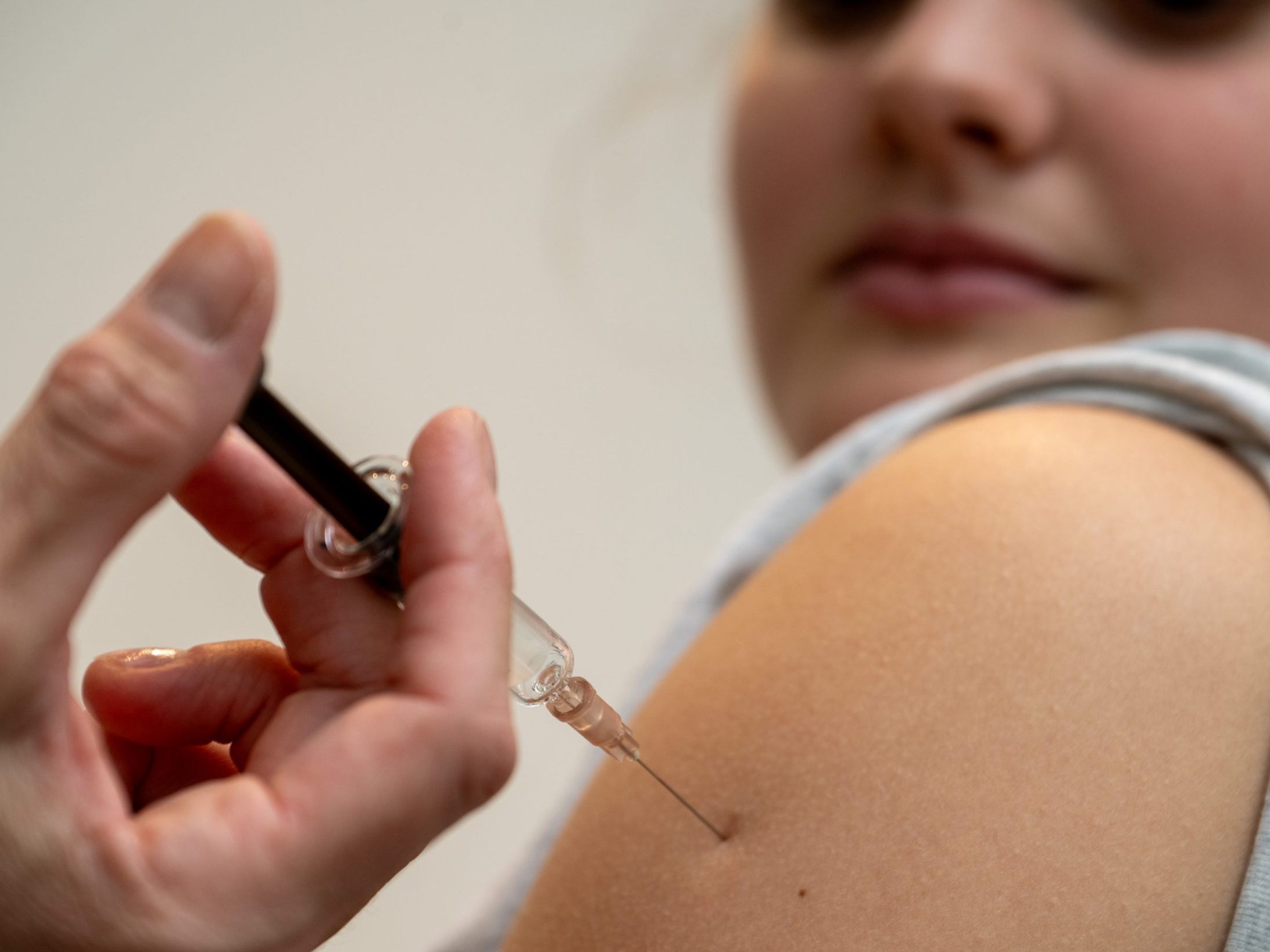 Pressekonferenz: Anhebung des Alters zur kostenlosen HPV-Impfung. Pressekonferenz: Anhebung des Alters zur kostenlosen HPV-Impfung.