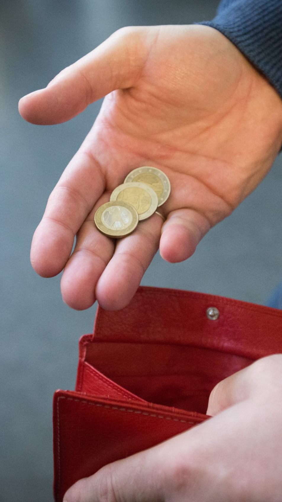 Das verfügbare Einkommen ist im vergangenen Jahr gesunken.