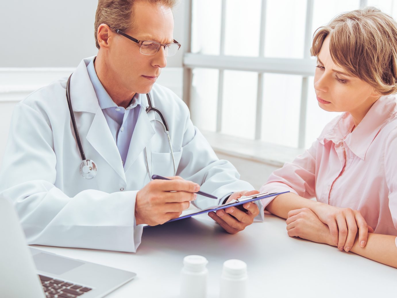 Frauen leben länger in schlechterer Gesundheit. Frauen leben länger in schlechterer Gesundheit.